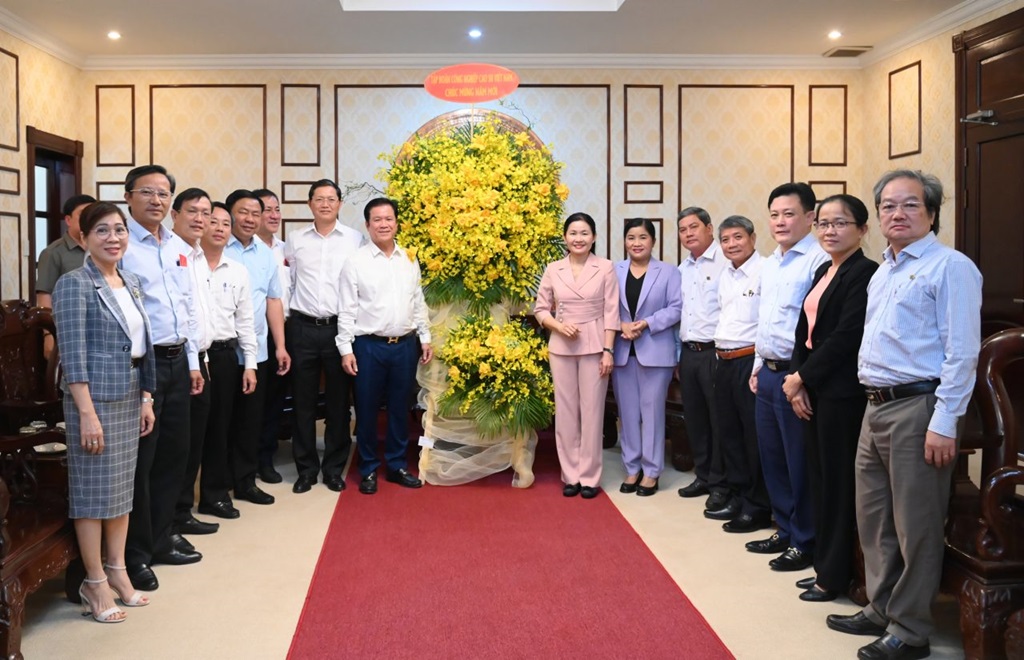 Lãnh đạo VRG chúc Tết tỉnh Bình Phước
